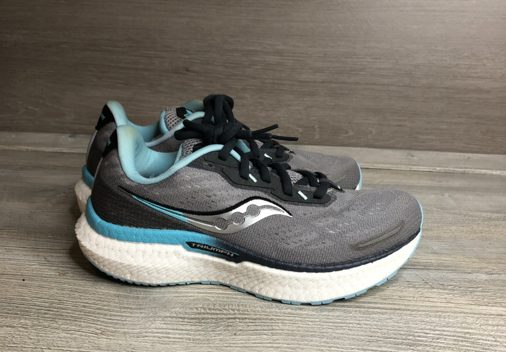 Saucony Triumph 19 Shoes Womens Size 6W Wide Gray Running Cushioned S10679-20